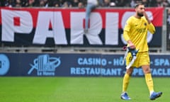 Havre AC v Paris Saint-Germain - Ligue 1 Uber Eats<br>HAVRE, FRANCE - DECEMBER 3: PSG goalkeeper Gianluigi Donnarumma leaves the pitch after receiving a red card from referee Bastien Dechepy during the Ligue 1 Uber Eats match between Le Havre AC (HAC) and Paris Saint-Germain (PSG) at Stade Oceane on December 3, 2023 in Le Havre, France(Photo by Christian Liewig - Corbis/Getty Images)