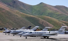 Business And Media Elites Attend Annual Allen &amp; Co Meetings In Sun Valley<br>SUN VALLEY, IDAHO - JULY 05: Private jets are seen on the tarmac at Friedman Memorial Airport ahead of the Allen &amp; Company Sun Valley Conference, July 5, 2022 in Sun Valley, Idaho. The world's most wealthy and powerful businesspeople from the media, finance, and technology will converge at the Sun Valley Resort this week for the exclusive conference. (Photo by Kevin Dietsch/Getty Images)