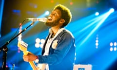 The Barclaycard Mercury Prize ‘Albums of the Year Live’ - The Maccabees, Michael Kiwanuka and Alt-J<br>LONDON, UNITED KINGDOM - OCTOBER 24: Michael Kiwanuka performs on stage for The Barclaycard Mercury Prize ‘Albums of the Year Live’ at LSO St Lukes on October 24, 2012 in London, United Kingdom. (Photo by Nick Pickles/Redferns via Getty Images) WIM webgallery