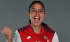 Arsenal Women Unveil New Signing<br>ST ALBANS, ENGLAND - JANUARY 17: Rafaelle Souza the latest Arsenal Women signing during the photoshoot at Arsenal Training Ground at London Colney on January 17, 2022 in St Albans, England. (Photo by David Price/Arsenal FC via Getty Images)