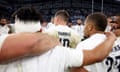 Owen Farrell talks to the England team.