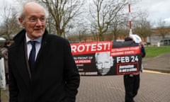 John Shipton leaves Belmarsh prison after visiting his son Julian Assange