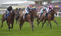 Hayley Turner (centre) on the way to victory on Ripp Orf