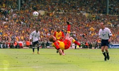 Nick Wright’s stunning overhead kick gives Watford the lead against Bolton in the 1999 Dividion One play-off final