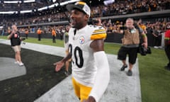 Pittsburgh Steelers cornerback Patrick Peterson celebrates his team’s victory before their flight home