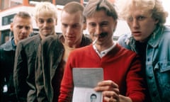 Ewen Bremner, Jonny Lee Miller, Ewan Mcgregor, Robert Carlyle and Kevin Mckidd in Trainspotting.