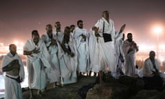Muslim pilgrims pray on Mount Arafat