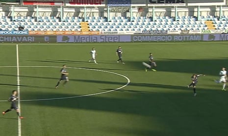 Cremonese player scores extraordinary goal from own half in Serie B – video