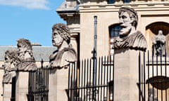 Sculptures outside Sheldonian Theatre, Oxford, Oxfordshire, United Kingdom<br>C54KTW Sculptures outside Sheldonian Theatre, Oxford, Oxfordshire, United Kingdom