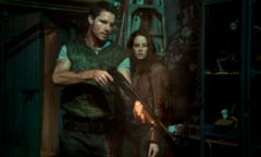 Robbie Amell and Kaya Scodelario in Resident Evil: Welcome to Raccoon City