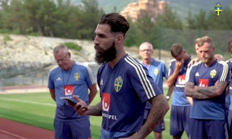 Sweden midfielder Jimmy Durmaz makes powerful statement against racism after abuse – video 