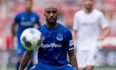 Fabian Delph’s arrival from Manchester City adds experience to the Everton team.