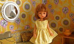 Good Golly Miss Dolly doll in midcentury style dolls’ house