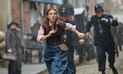 Enola Holmes 2. Millie Bobby Brown as Enola Holmes. Cr. Alex Bailey/Netflix © 2022