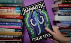 Author: Chris Flynn Book title: Mammoth. The Unmissables.