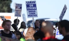 Academic workers at UC San Diego strike in on going effort to secure better pay from University of California. 