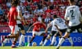 Marcus Rashford takes on a Rosenborg player