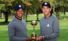 Davis Love III and Tiger Woods (Photo by David Cannon/Getty Images)