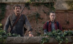 Pedro Pascal as Joel and Bella Ramsey as Ellie.