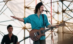 The Waterboys Perform At Milton Keynes Bowl In 1986<br>MILTON KEYNES, UNITED KINGDOM - JUNE 21: Mike Scott of The Waterboys performs on stage at Milton Keynes Bowl, on June 21st, 1986 in Milton Keynes, England. Bass player Anthony Hutchinson is behind him. (Photo by Pete Still/Redferns)