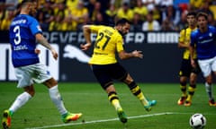 Bundesliga roundup: Borussia Dortmund thrash Darmstadt 6-0