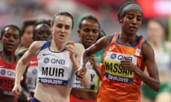 Sifan Hassan leads Laura Muir