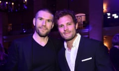 Oscar Wilde Awards 2022<br>LOS ANGELES, CALIFORNIA - MARCH 24: (L-R) Honorees Dónall Ó Héalai and Jamie Dornan attend US-Ireland Alliance’s 16th Annual Oscar Wilde Awards at The Ebell Club of Los Angeles on March 24, 2022 in Los Angeles, California. (Photo by Alberto E. Rodriguez/Getty Images for US-Ireland Alliance)