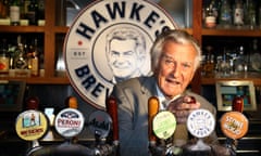 There was no great difference between the former Labor prime minister Bob Hawke’s charismatic public and private personas, says former press secretary Geoff lawson. 