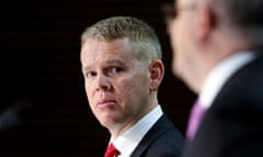 New Zealand prime minister Chris Hipkins (L) with his Australian counterpart Anthony Albanese.