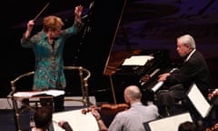 Marin Alsop conducts the São Paulo Symphony Orchestra with pianist Nelson Freire.