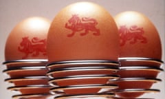 CONSUMER Eggs<br>Embargoed to 0001 Friday January 14 2000. Undated handout picture eggs carrying the red lion symbol. The red lion symbol is being reintroduced on British eggs after a near 30 year absence, it was announced Thursday 13 January 2000. Eggs from hens that have been vaccinated against salmonella enteritidis will carry the small red symbol. Around 70% of eggs produced in Britain, including battery, free range and organic varieties, will carry the symbol. PA photo. See PA story CONSUMER Eggs.