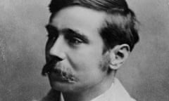 HG Wells (1866-1946) circa 1904.