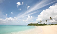 View over a paradise beach of the Caribbean isle Antigua in Antigua and Barbuda. Image shot 2006. Exact date unknown.<br>B8H5GA View over a paradise beach of the Caribbean isle Antigua in Antigua and Barbuda. Image shot 2006. Exact date unknown.