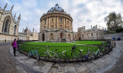 Stock. Oxford. Bodleian Library. Photograph: Graham Turner. gstock town bicycle