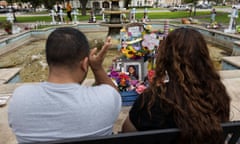 Start of the new school year in Uvalde<br>Mental health youth counselors, Axel Esparza Tristan and Celina Castaneda visit the memorial of those lost in the mass shooting at Robb Elementary in Uvalde, Texas, U.S. August 30, 2022. REUTERS/Nuri Vallbona