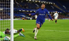 Sam Kerr scored her second of the night to restore the lead for Chelsea against Paris FC.