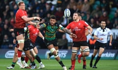 Kieran Treadwell (left) of Ulster beats Courtney Lawes to the ball during the Heineken Champions Cup match between Northampton Saints and Ulster Rugby at Franklin's Gardens on January 16.