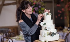 Laure Moyle working on a cake