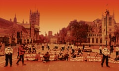 Protesters from Insulate Britain block the road in Parliament Square, central London. Picture date: Thursday November 4, 2021.<br>2H4P8CA Protesters from Insulate Britain block the road in Parliament Square, central London. Picture date: Thursday November 4, 2021.