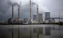 Power Production At Coal Powered TVA Fossil Fuel Plant<br>Plumes of water vapor emit from the Tennessee Valley Authority Paradise Fossil Plant in Paradise, Kentucky, U.S., on Tuesday, Aug. 13, 2013. The plant generates and delivers 14 billion kilowatt-hours of coal-fired electricity per year to Western Kentucky and Nashville, Tennessee. Photographer: Luke Sharrett/Bloomberg via Getty Images AMERICA; AMERICAS; AMERIC|SOUTH; SOUTHEAST; US|ENERGY; RESOURCES|ELECTRICITY;