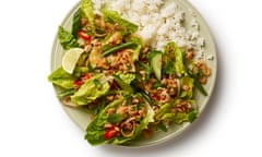 Felicity Cloake's chicken larb