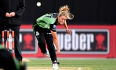 Milly Illingworth of the Melbourne Stars bowls against the Brisbane Heat in the WBBL.