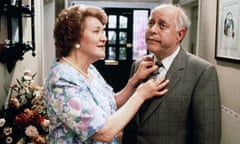 Clive Swift<br>Patricia Routledge &amp; Clive Swift Television: Keeping Up Appearances 22 August 1992 22 August 1992 SSG26144 Allstar Picture Library/BBC **Warning** This Photograph is for editorial use only and is the copyright of BBC and/or the Photographer assigned by the TV or Production Company &amp; can only be reproduced by publications in conjunction with the promotion of the above TV Programme. A Mandatory Credit To BBC is required. The Photographer should also be credited when known. No commercial use can be granted without written authority from the TV Company. Character(s): Hyacinth Bucket &amp; Richard Bucket