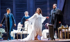 An episode of terminal lucidity? Venera Gimadieva as Violetta Valéry in La Traviata by Verdi at the Royal Opera House in 2016, along with Saimir Pirgu (Alfredo Germont), Sarah Pring (Annina), and James Platt (Doctor Grenvil).