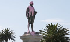 Pink paint is seen covering the head of the James Cook statue in St Kilda, Melbourne, Thursday, January 25. 2018. A statue of Captain James Cook and another statue commemorating two explorers have been vandalised in Melbourne in the lead up to Australia Day. (AAP Image/David Crosling) NO ARCHIVING