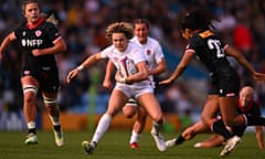 Ellie Kildunne breaks away for England on a day where she scored two tries against Canada