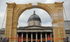 A replica of the Triumphal Arch is constructed in Trafalgar Square.