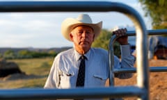 FILE PHOTO: Rancher Bundy stands near a cattle gate on his ranch in Bunkerville<br>FILE PHOTO: Rancher Cliven Bundy stands near a cattle gate on his 160 acre ranch in Bunkerville, Nevada May 3, 2014. REUTERS/Mike Blake/File Photo