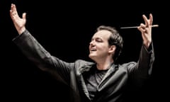 Andris Nelsons with the City of Birmingham Symphony Orchestra (CBSO)
press image supplied by 
Ruth Green <rgreen@cbso.co.uk>
Photo: Marco Borggreve