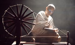 Deepak Antani as Mahatma Gandhi in Ghandi-Godse Ek Yudh.